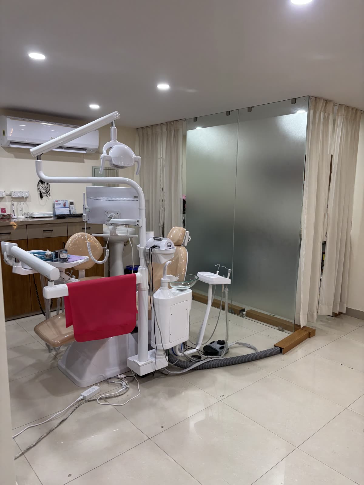 Treatment room at Enamel Dental, Argora.